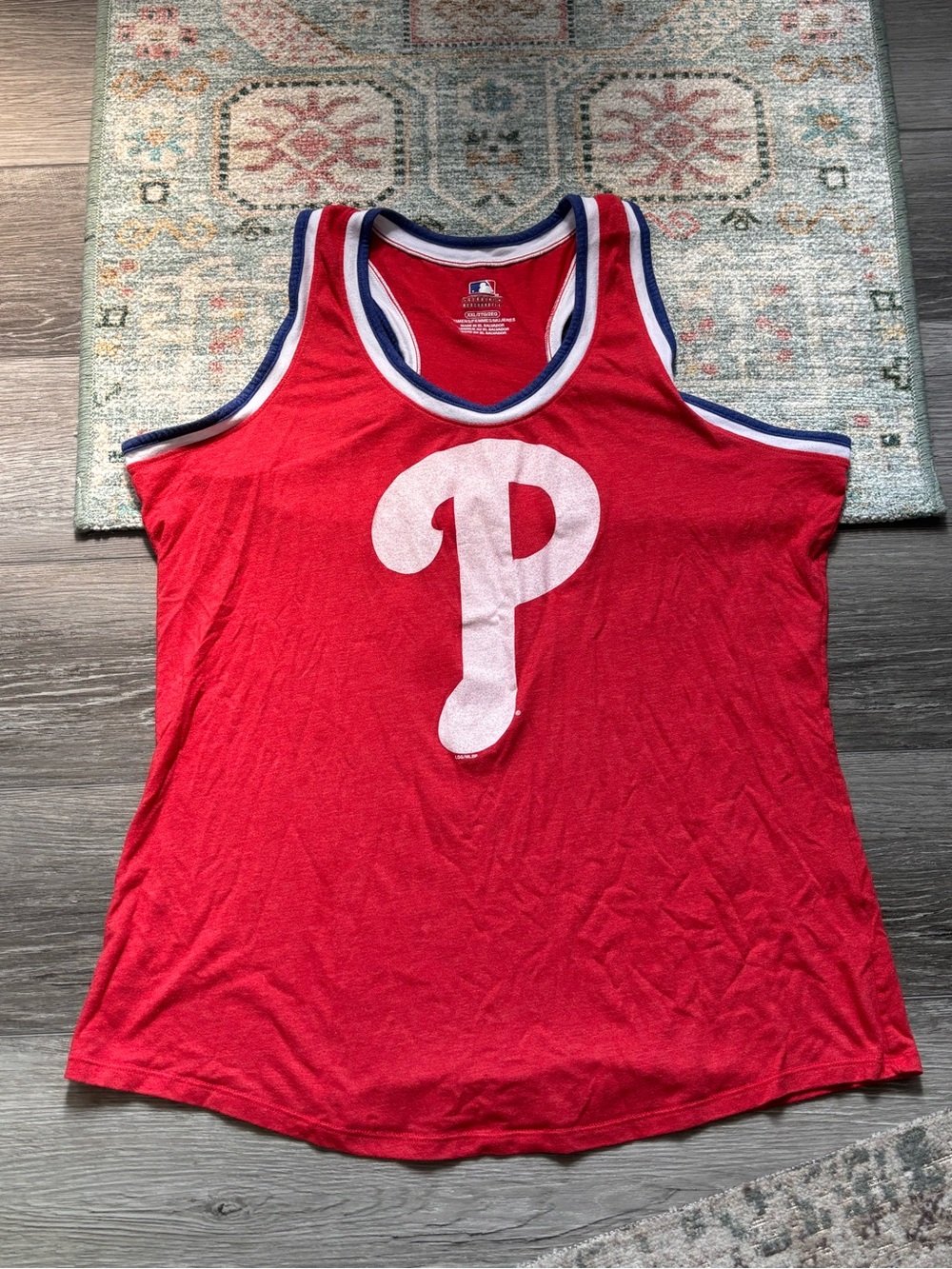 βΎοΈPhilliesβΎοΈ Red Tank Top